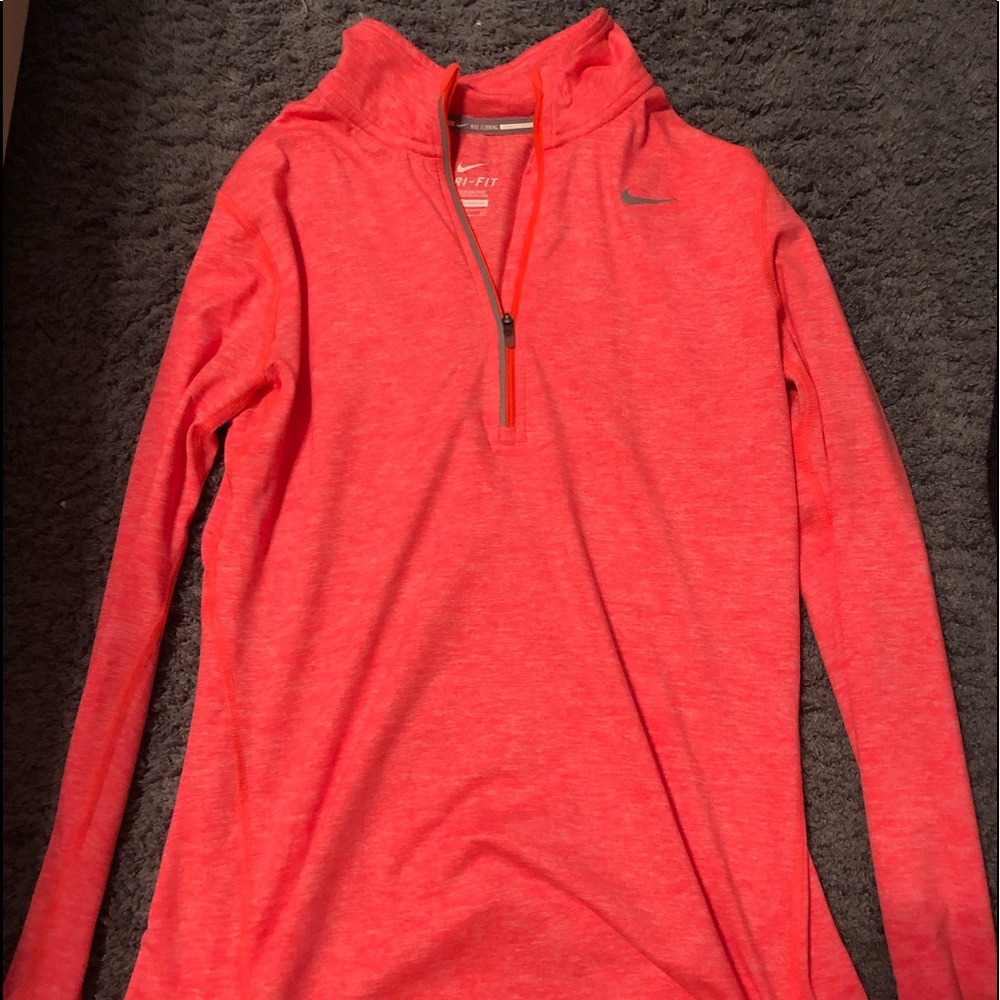 nike pullover